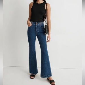 The Perfect Vintage Flare Jean in Bright Dark Indigo Wash